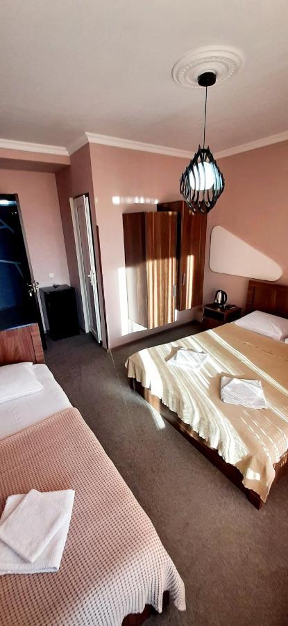 Tamazi Hotel Kobuleti ภายนอก รูปภาพ