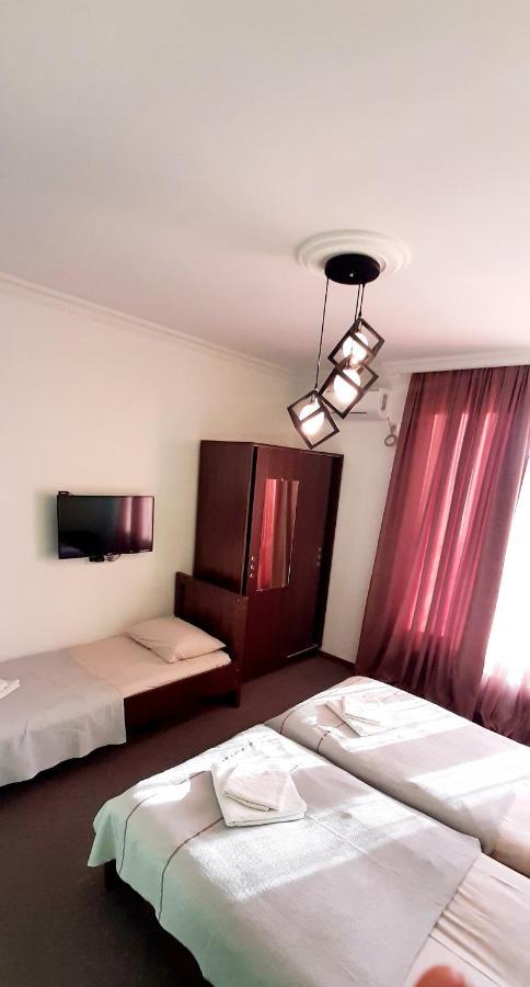 Tamazi Hotel Kobuleti ภายนอก รูปภาพ