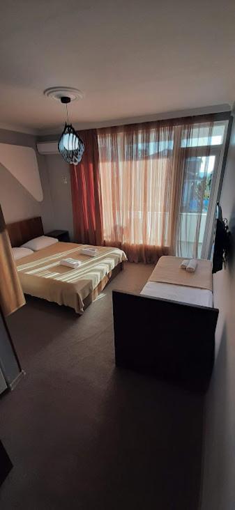 Tamazi Hotel Kobuleti ภายนอก รูปภาพ